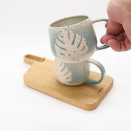 Hrnek - M - Monstera | ručně vyráběná designová keramika | VKUSE