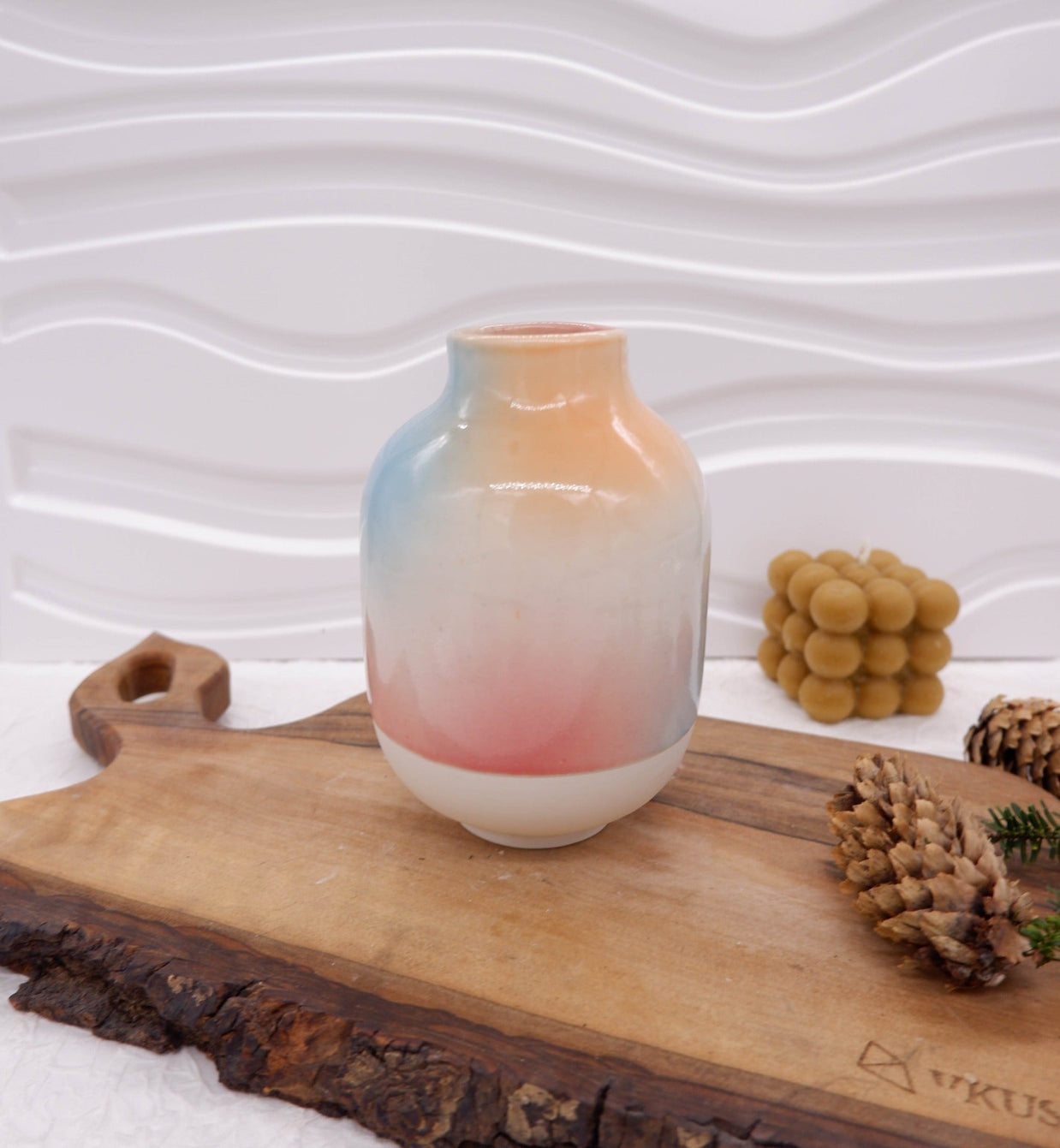 Váza Calla - Duha II | ručně vyráběná designová keramika | VKUSE