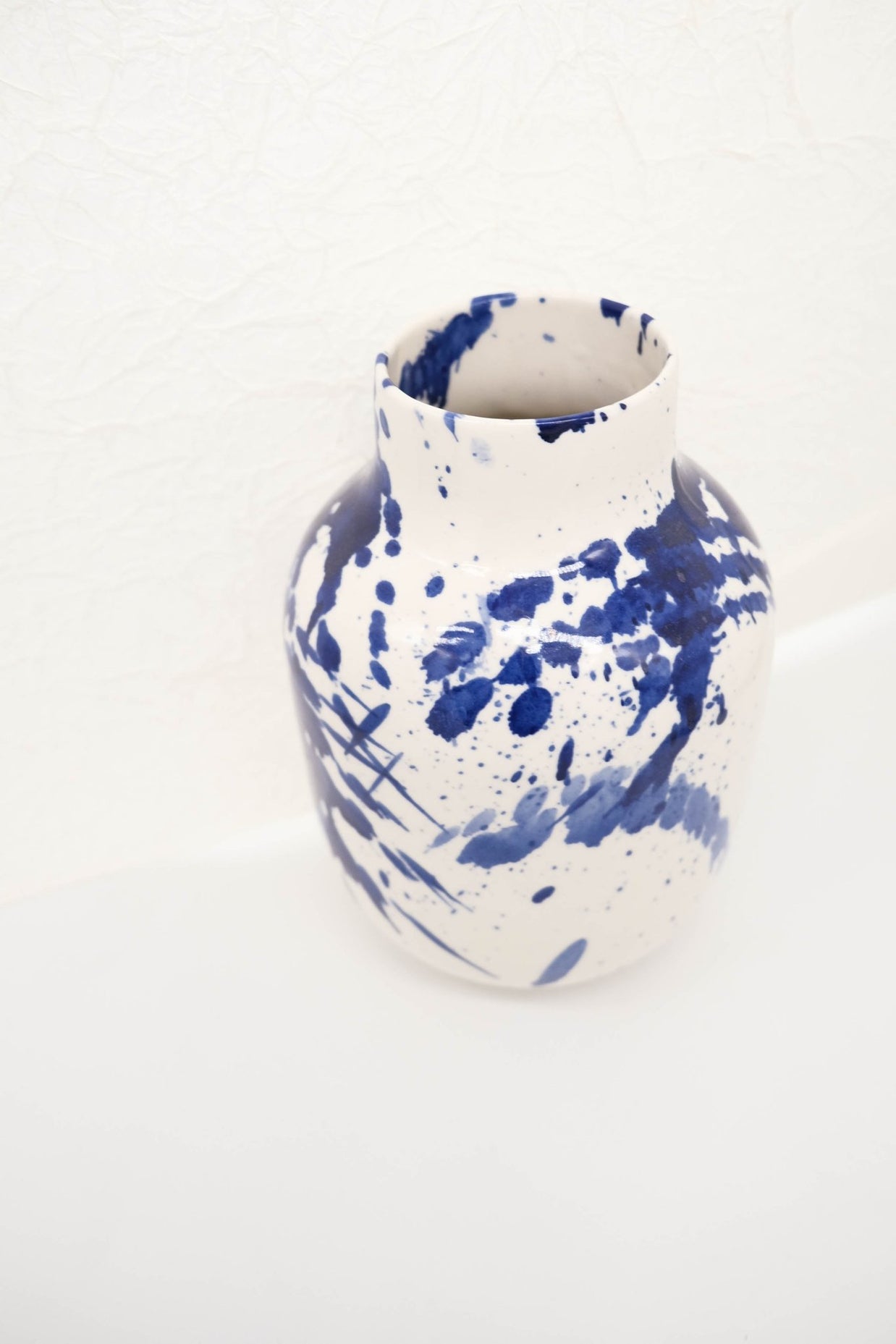 Váza Calla - Kobalt - 24 cm | ručně vyráběná designová keramika | VKUSE