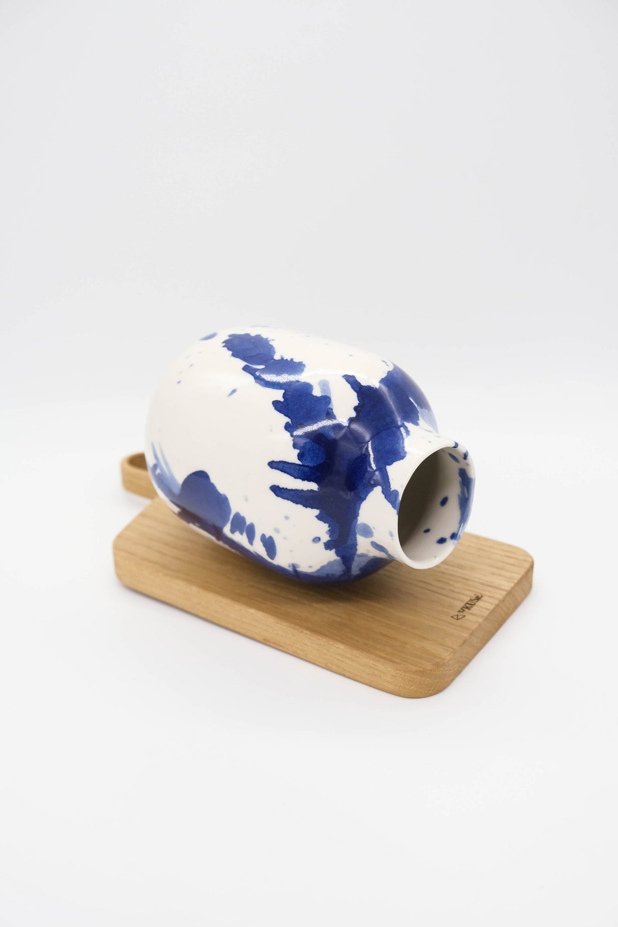 Váza Calla - Kobaltová - 17 cm | ručně vyráběná designová keramika | VKUSE